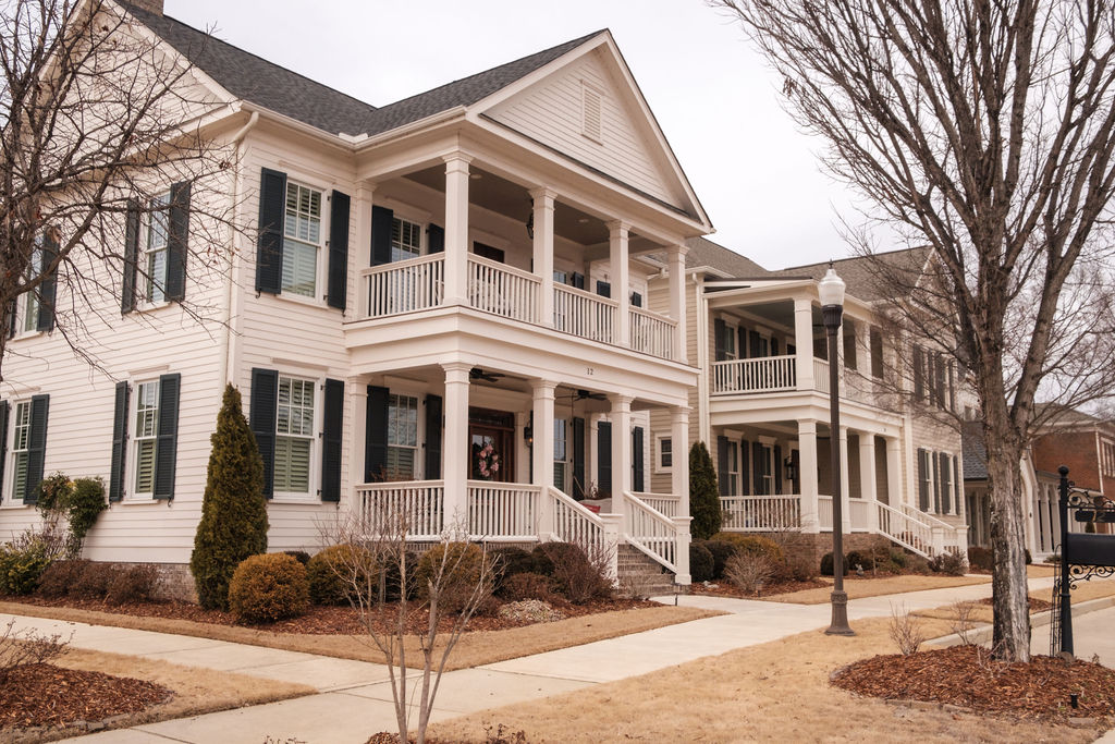 Porch-front Lendon residence
